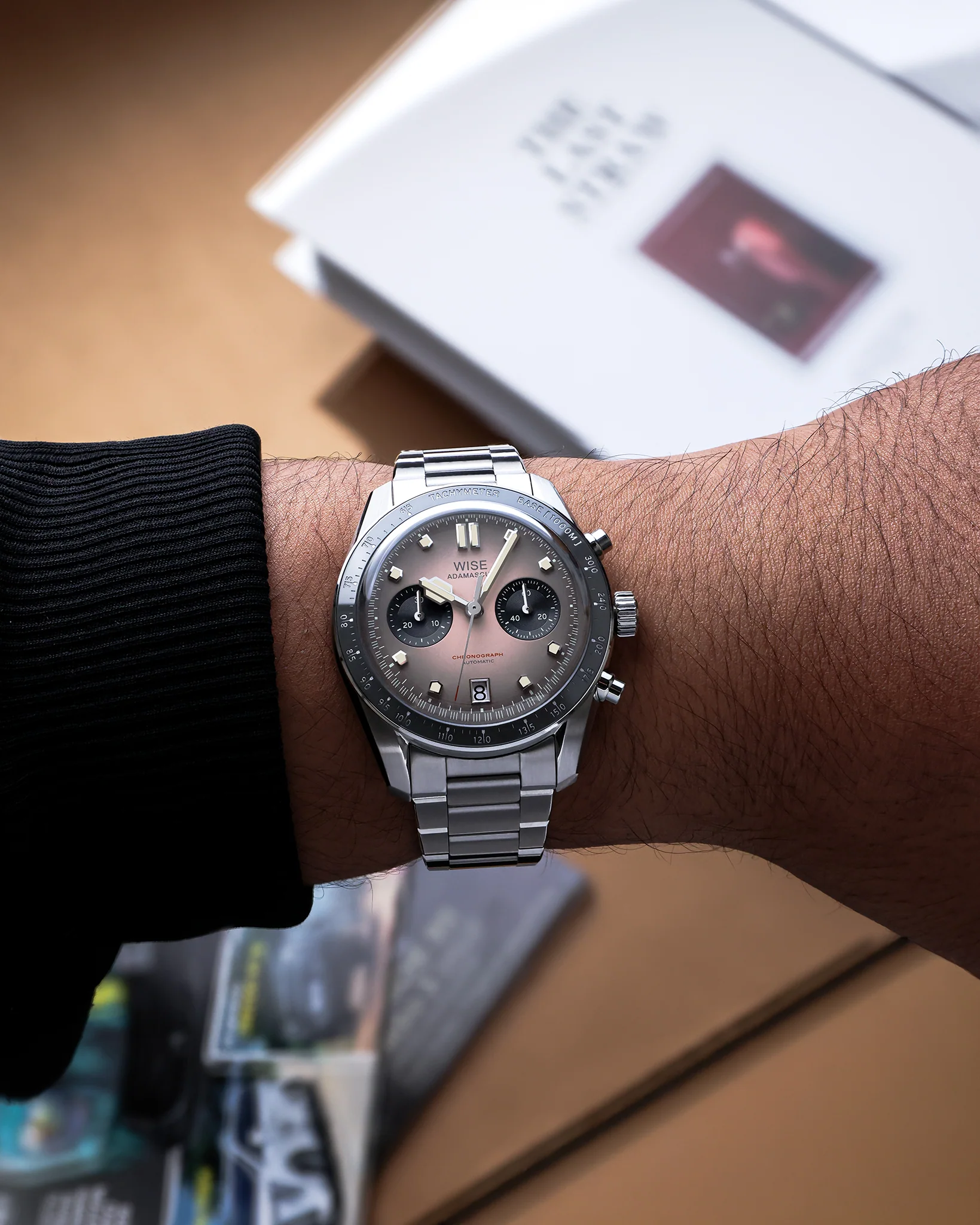 ADAMASCUS AD8 Chronograph Light Pink-Grey - Image 3